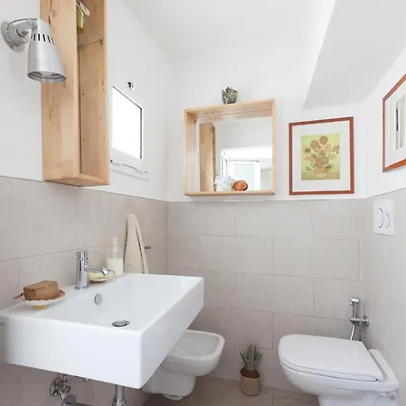 Lägenhet La Casa Della Fata Bari